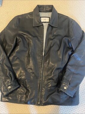 A&S Selections vintage black leather jacket bomber black medium
